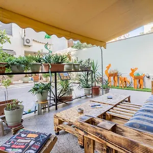 Nena Semi Hostal